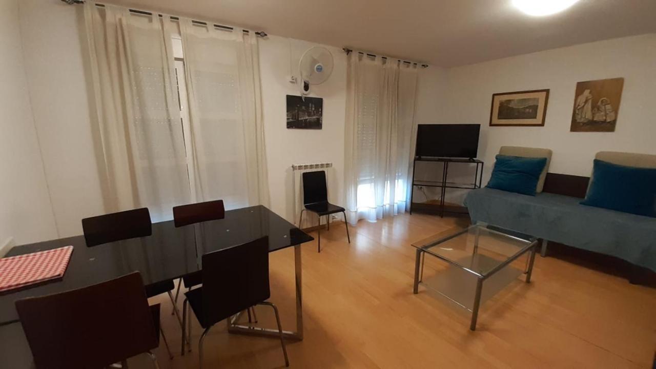 Apartamentos Auhabitat Zaragoza, Edificio De Apartamentos Turisticos Екстер'єр фото