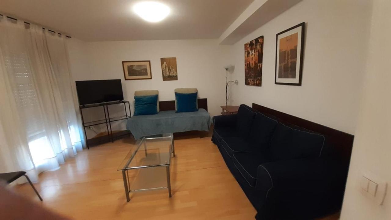 Apartamentos Auhabitat Zaragoza, Edificio De Apartamentos Turisticos Екстер'єр фото