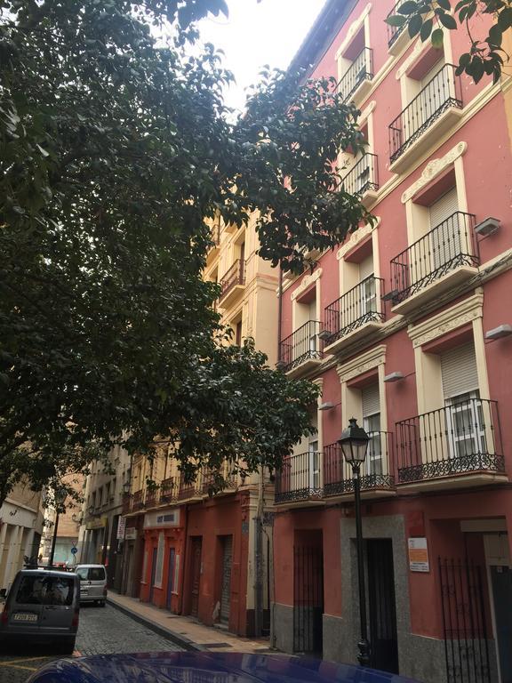 Apartamentos Auhabitat Zaragoza, Edificio De Apartamentos Turisticos Екстер'єр фото