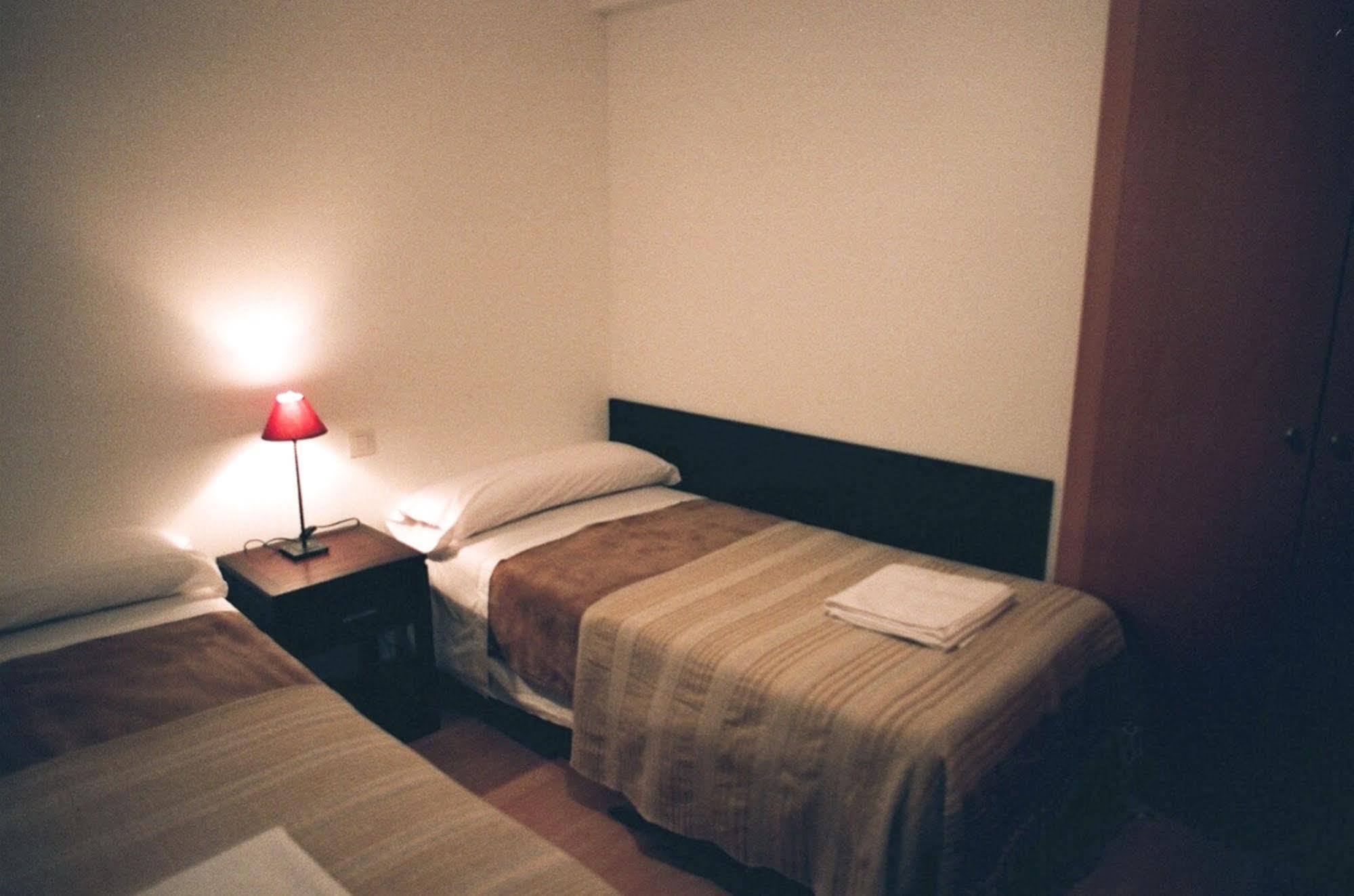 Apartamentos Auhabitat Zaragoza, Edificio De Apartamentos Turisticos Екстер'єр фото