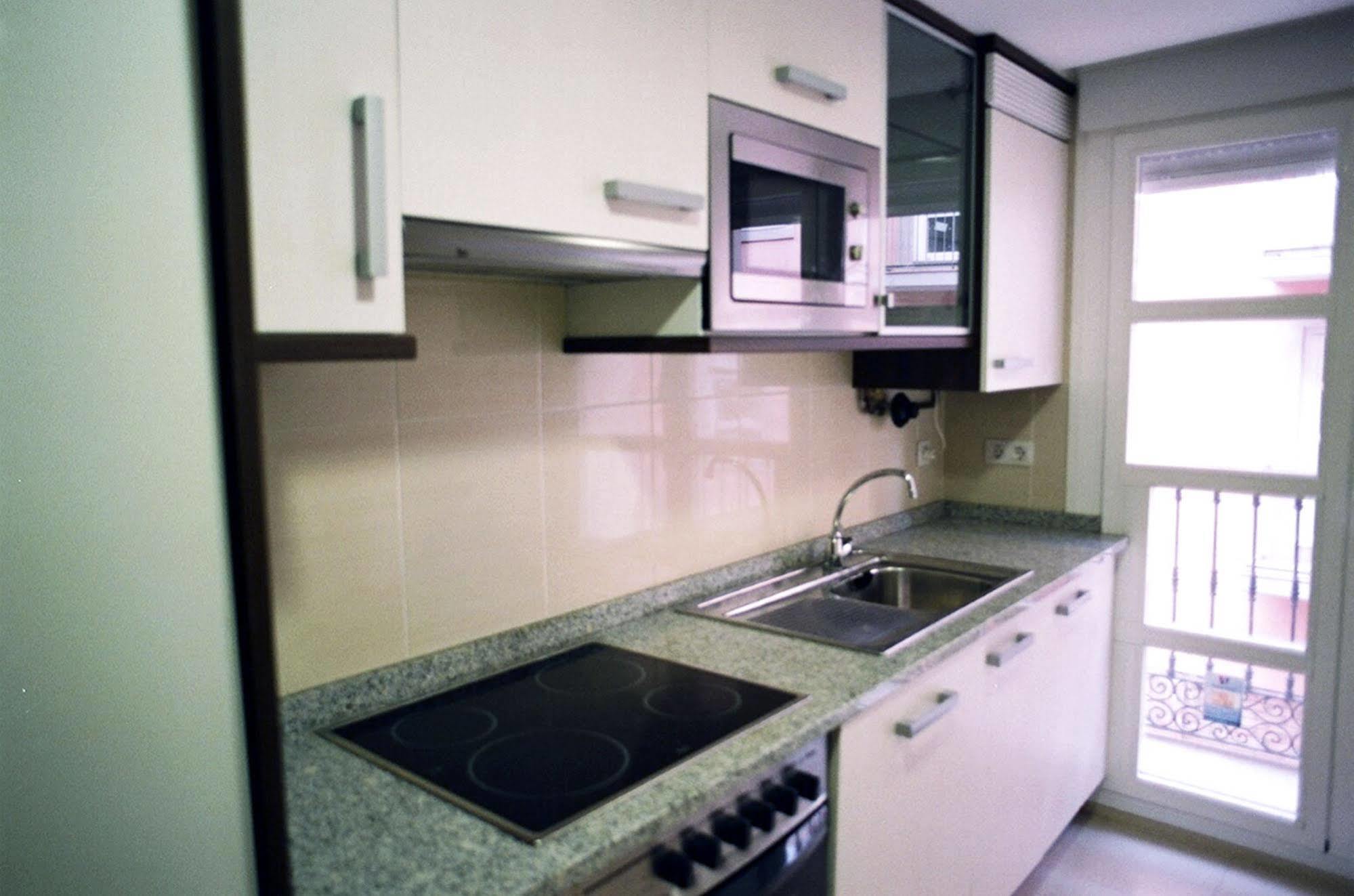 Apartamentos Auhabitat Zaragoza, Edificio De Apartamentos Turisticos Екстер'єр фото